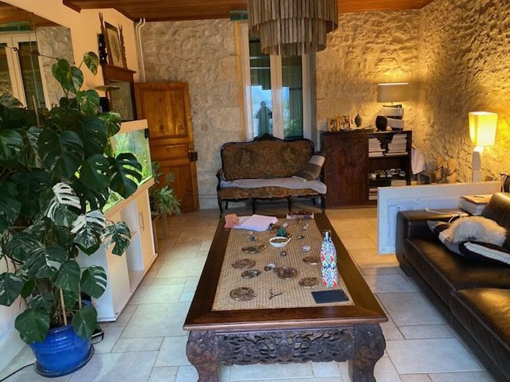 Vente Maison Belle maison en pierre avec magnifique jardin et maison d'amis Caussens