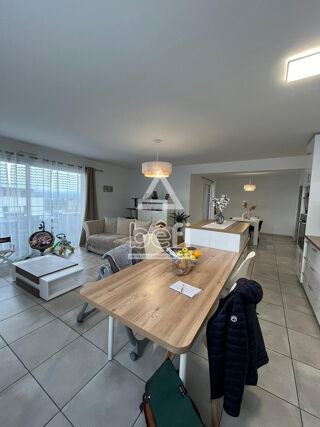  Appartement  vendre 4 pices 100 m