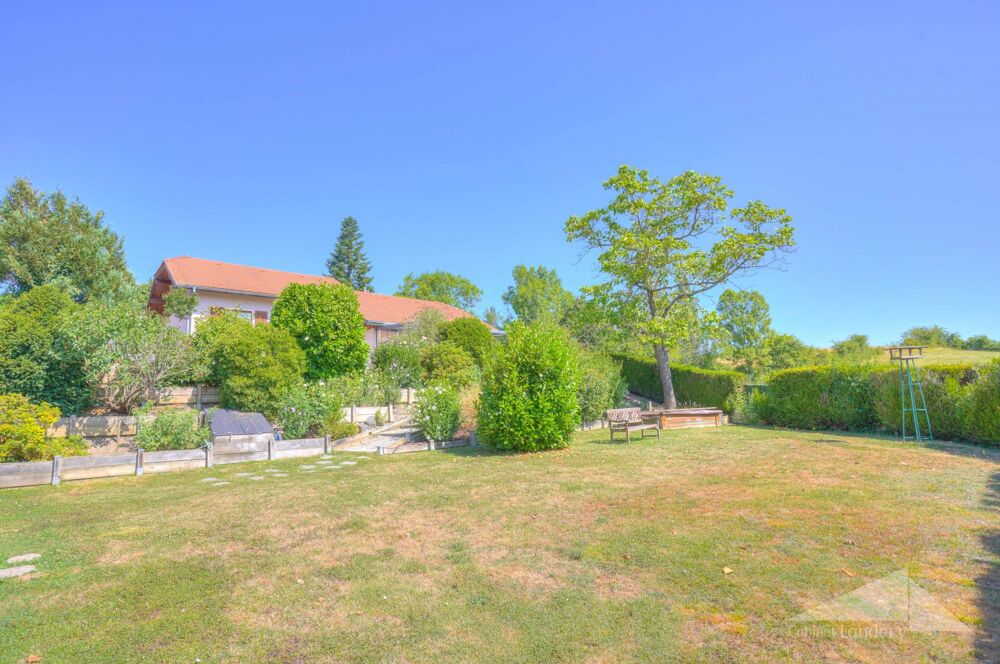 Maison 4 pièces 103 m² · à Pougny · 103 m² · 630 000 €