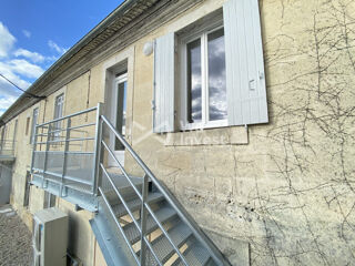  Appartement à louer 3 pièces 97 m²