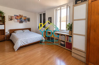Vente Maison ENSEMBLE immobilier à Pissy-Pôville : boulangerie et habitatio Pissy-pôville