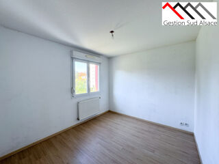  Appartement à louer 2 pièces 51 m²