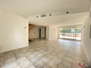  Appartement � vendre 1 pi�ce 120 m�