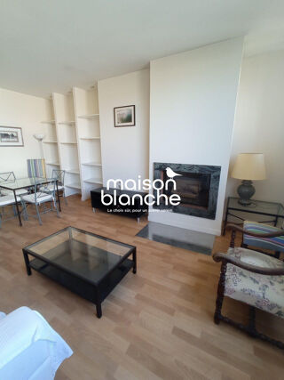  Appartement à louer 3 pièces 64 m²