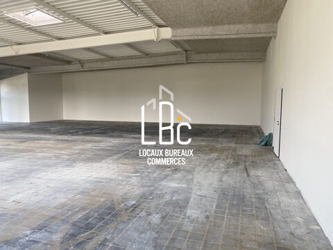   Châteaubriant - Local commercial 477 m² à louer 