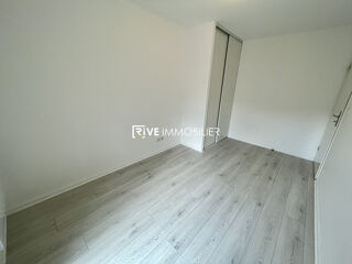 Appartement à louer 3 pièces 61 m²