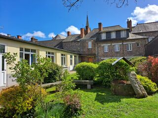  Immeuble  vendre 343 m