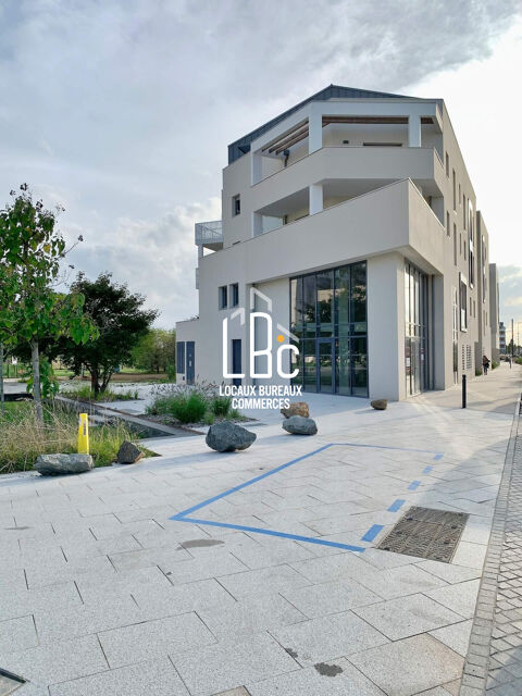 Angers Nord - Local professionnel 143 m&sup2; &agrave; louer 1313 49100 Angers