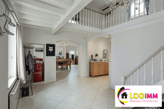  Maison � vendre 8 pi�ces 258 m�