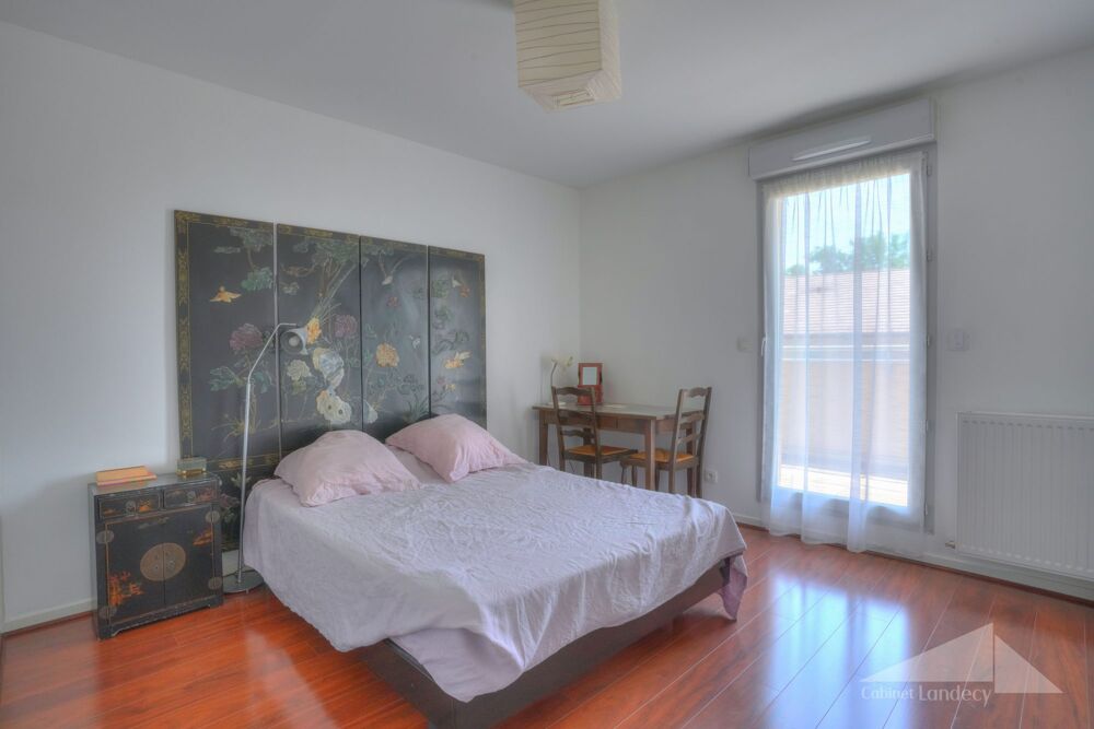 à vendre  Maison Prévessin-Moëns (01280)