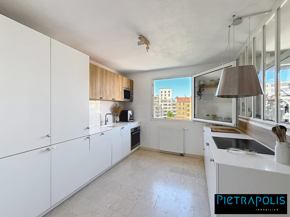 Vente Appartement Duplex lumineux et rénové avec goût – Dernier étage avec v Villeurbanne