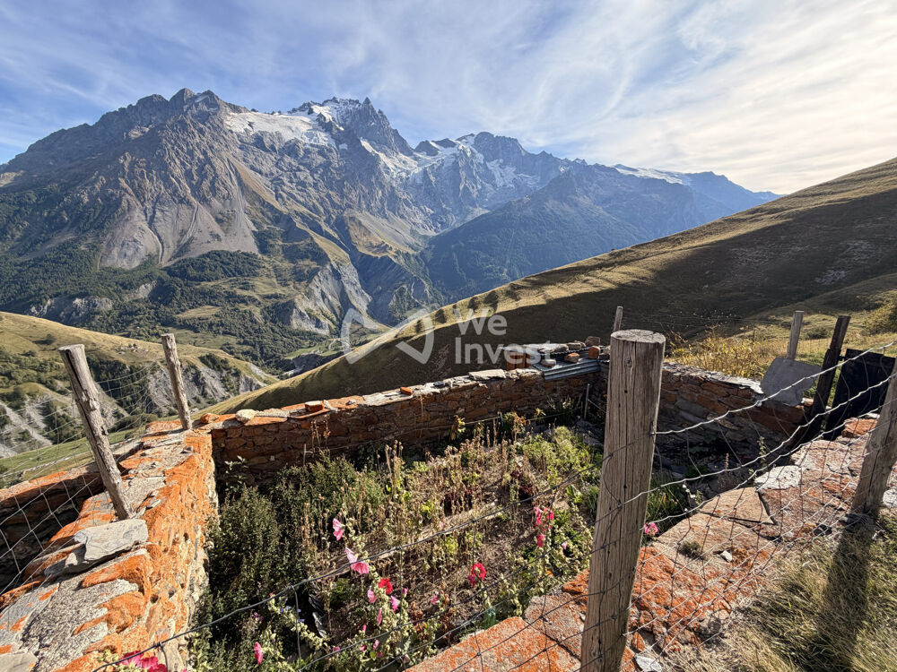 Vente Maison Ensemble de deux maisons et une ruine sur 1561 m2 de terrain La grave
