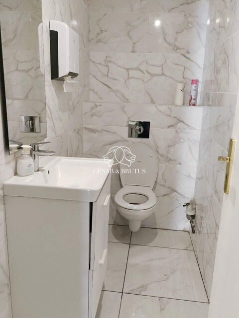   A LOUER – Local commercial 80 m2 – Cours Lafayette Lyon 3èm 