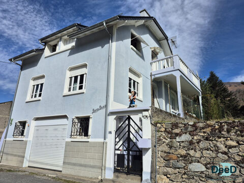   Maison d'habitation avec garage et jardin Maison - 5 pi�ce(s) - 135 m�