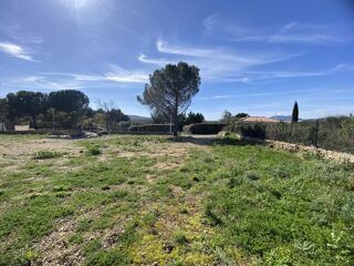  Terrain à vendre 588 m²