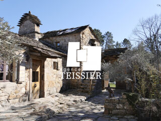  Maison � vendre 15 + pi�ces 270 m�