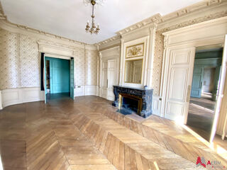  Appartement � vendre 10 pi�ces 294 m�