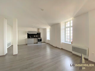 Appartement à louer 3 pièces 82 m²