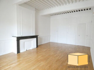  Appartement à louer 3 pièces 86 m²