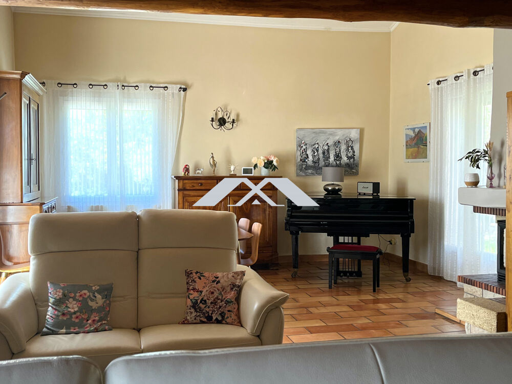Vente Maison Maison 177 m² Piscine Terrain 2 800 m² constructible Grand gar Saint-julien-les-rosiers