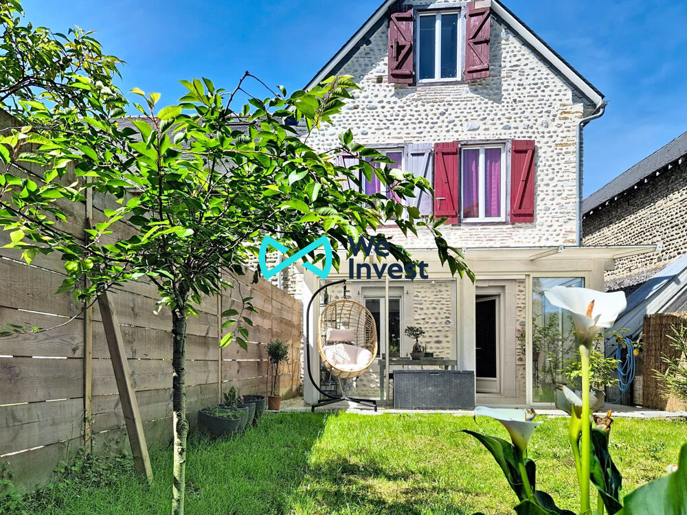 Belle maison de ville à Laroin