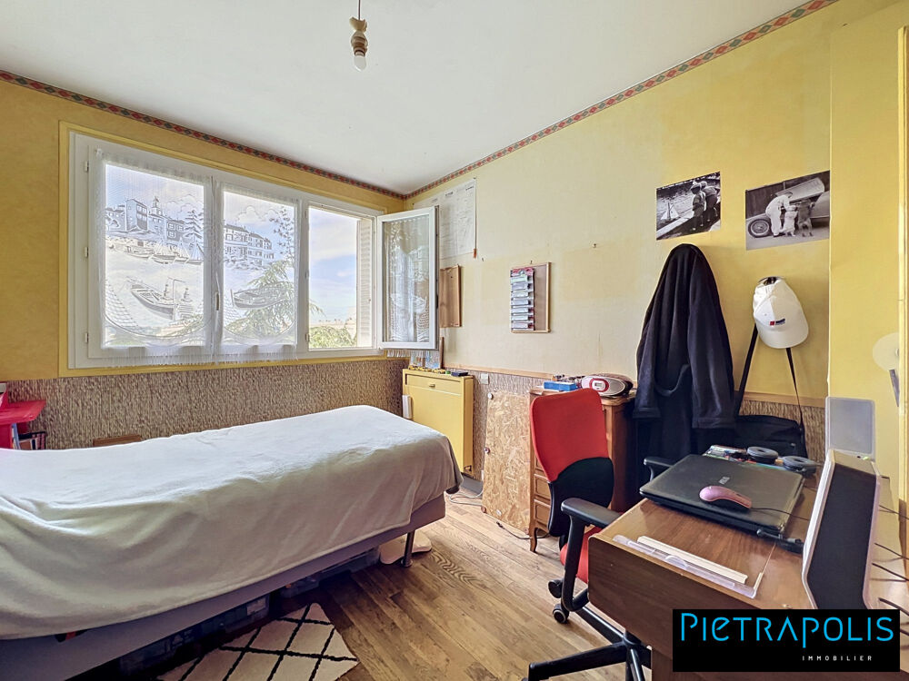 Vente Appartement APPARTEMENT T3 OU 4 DERNIER ETAGE Villeurbanne