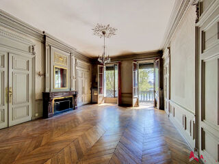  Appartement � vendre 10 pi�ces 294 m�