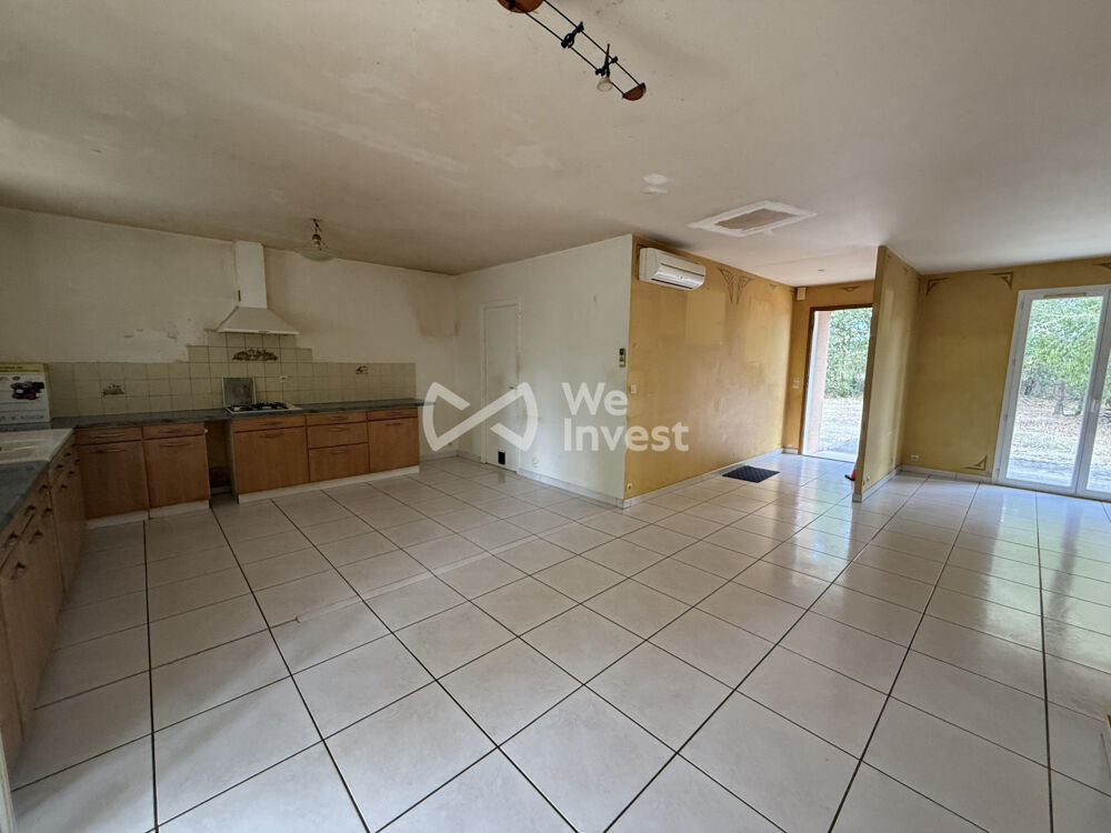 Plain-pied sur agréable terrain de 2000 m²
