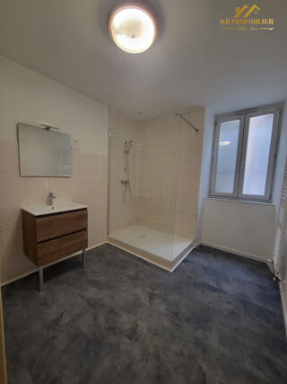  Appartement � louer 5 pi�ces 78 m�