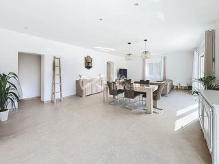  Maison à vendre 5 pièces 197 m²