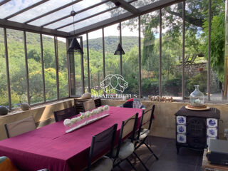  Maison  vendre 11 pices 360 m