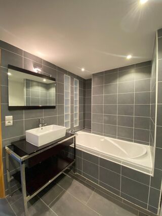  Appartement � louer 2 pi�ces 55 m�