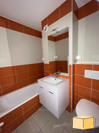  Appartement à louer 2 pièces 46 m²