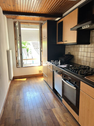  Maison � vendre 6 pi�ces 203 m�