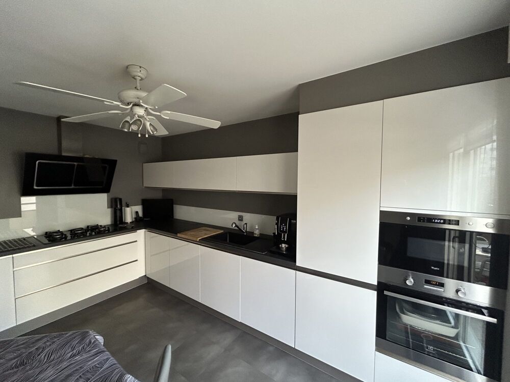 BIEN RARE À VILLEURBANNE  T4 TRAVERSANT AVEC TERRASSE DE +50
