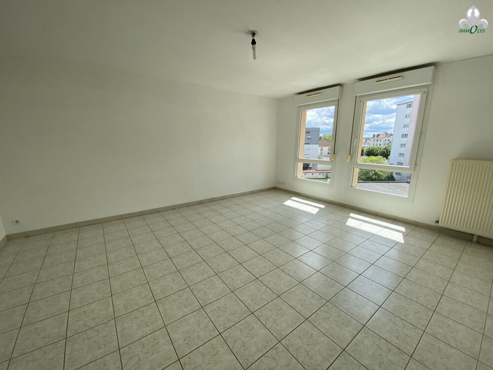 Grand appartement lumineux