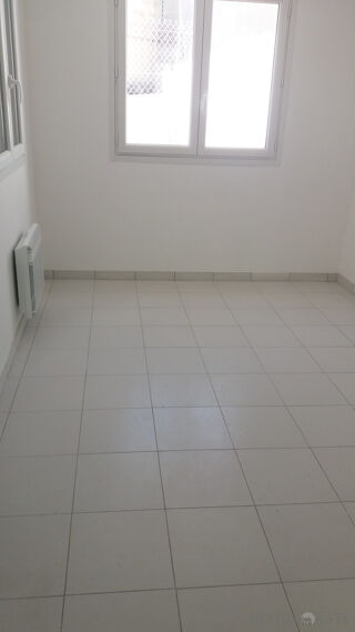  Appartement à louer 3 pièces 45 m²