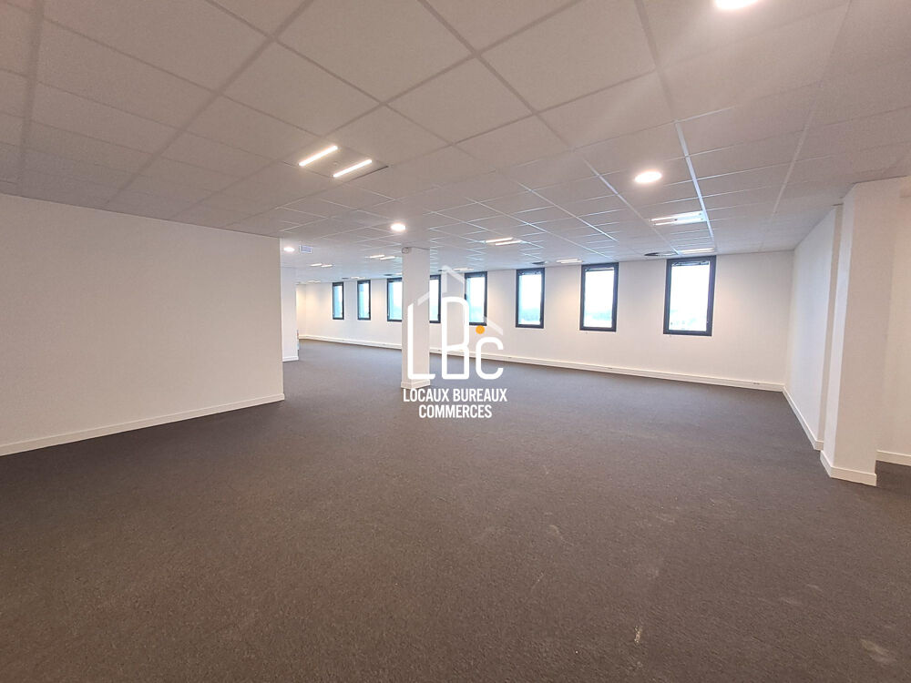   Rezé Nantes Sud - Plateau de bureaux neuf 161m² à louer Rezé