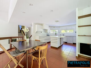  Maison à vendre 8 pièces 230 m²