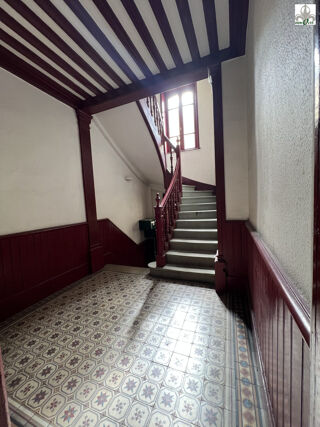  Appartement à vendre 6 pièces 131 m²