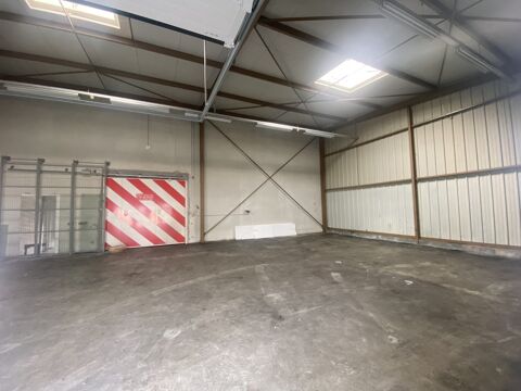   Entrepôt de 128 m² en ZONE NORD de LIMOGES ! 
