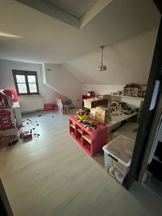  Maison � vendre 9 pi�ces 251 m�