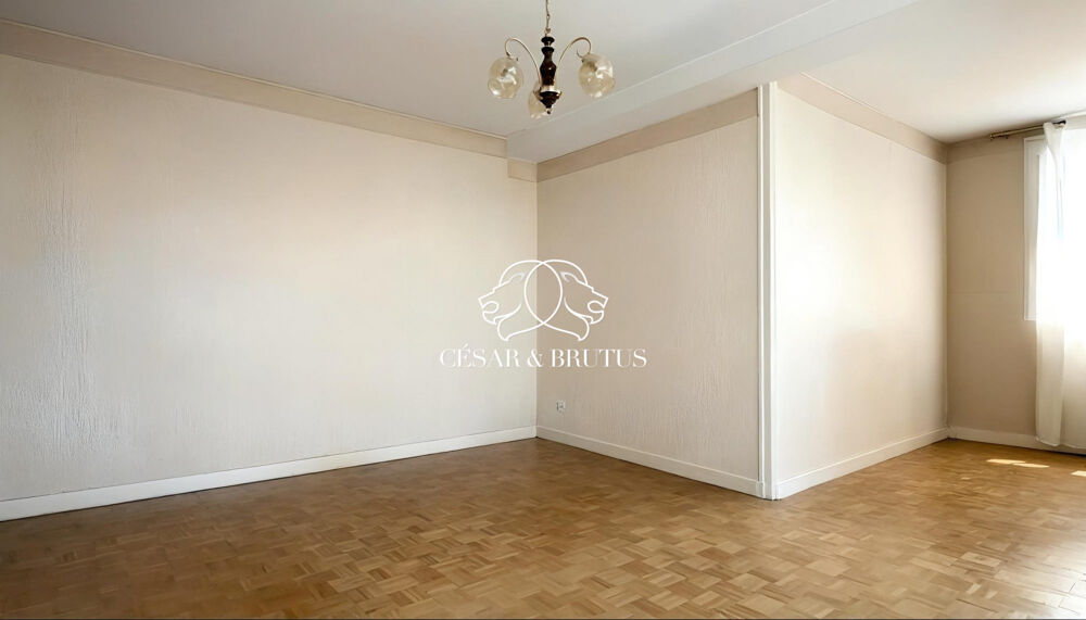 Exclusivité - VILLEURBANNE (Cusset) - Appartement T3/4 - Avant