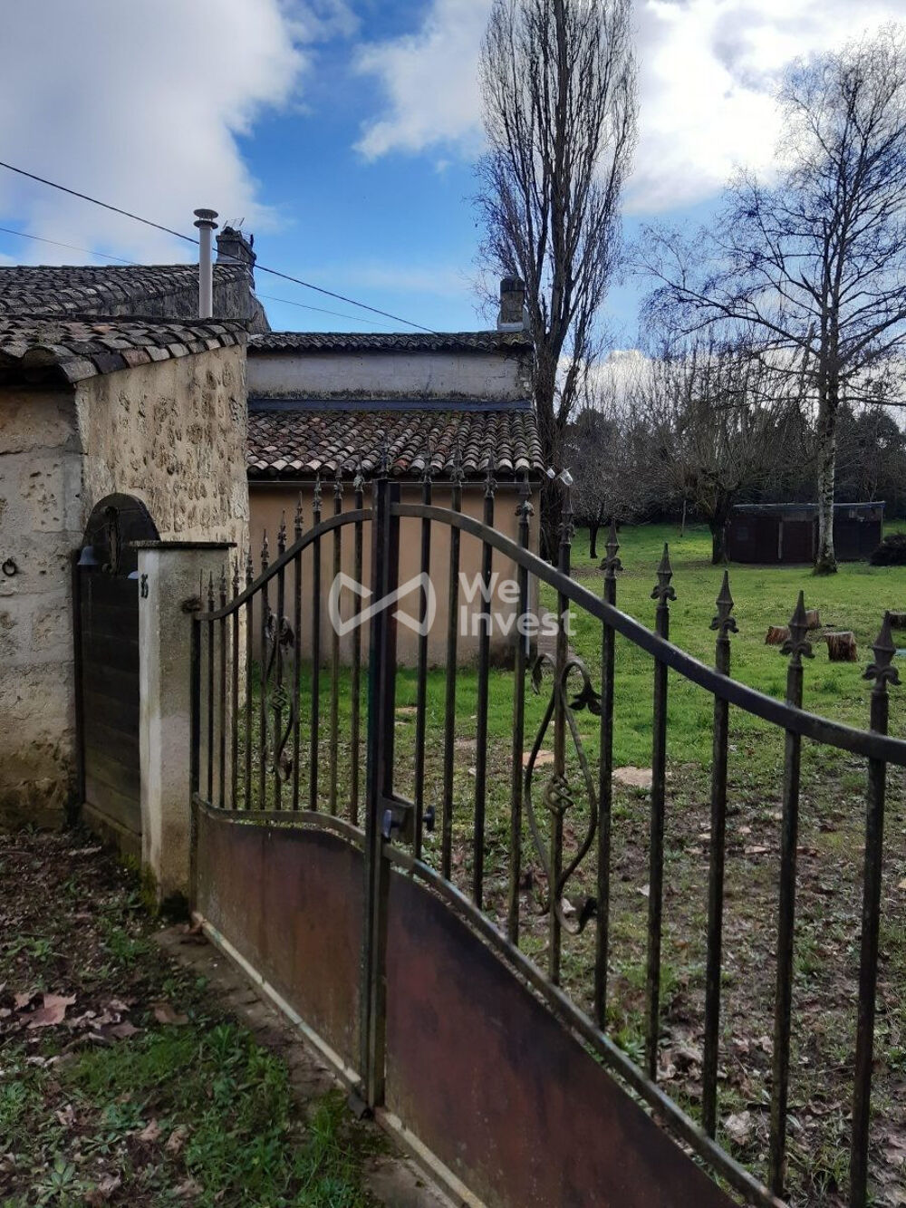 MAISON EN PIERRE