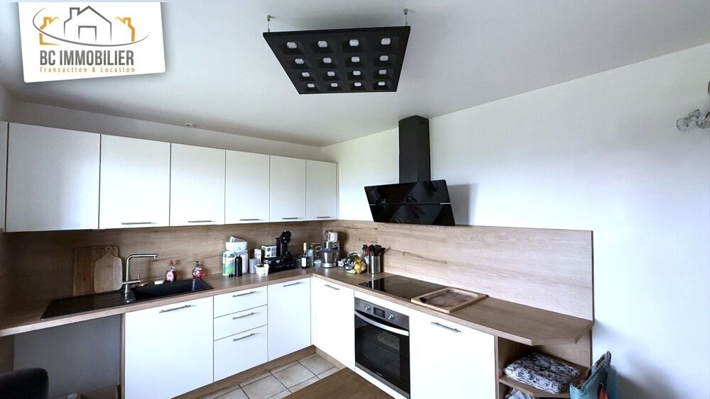 T4 en duplex à Challex