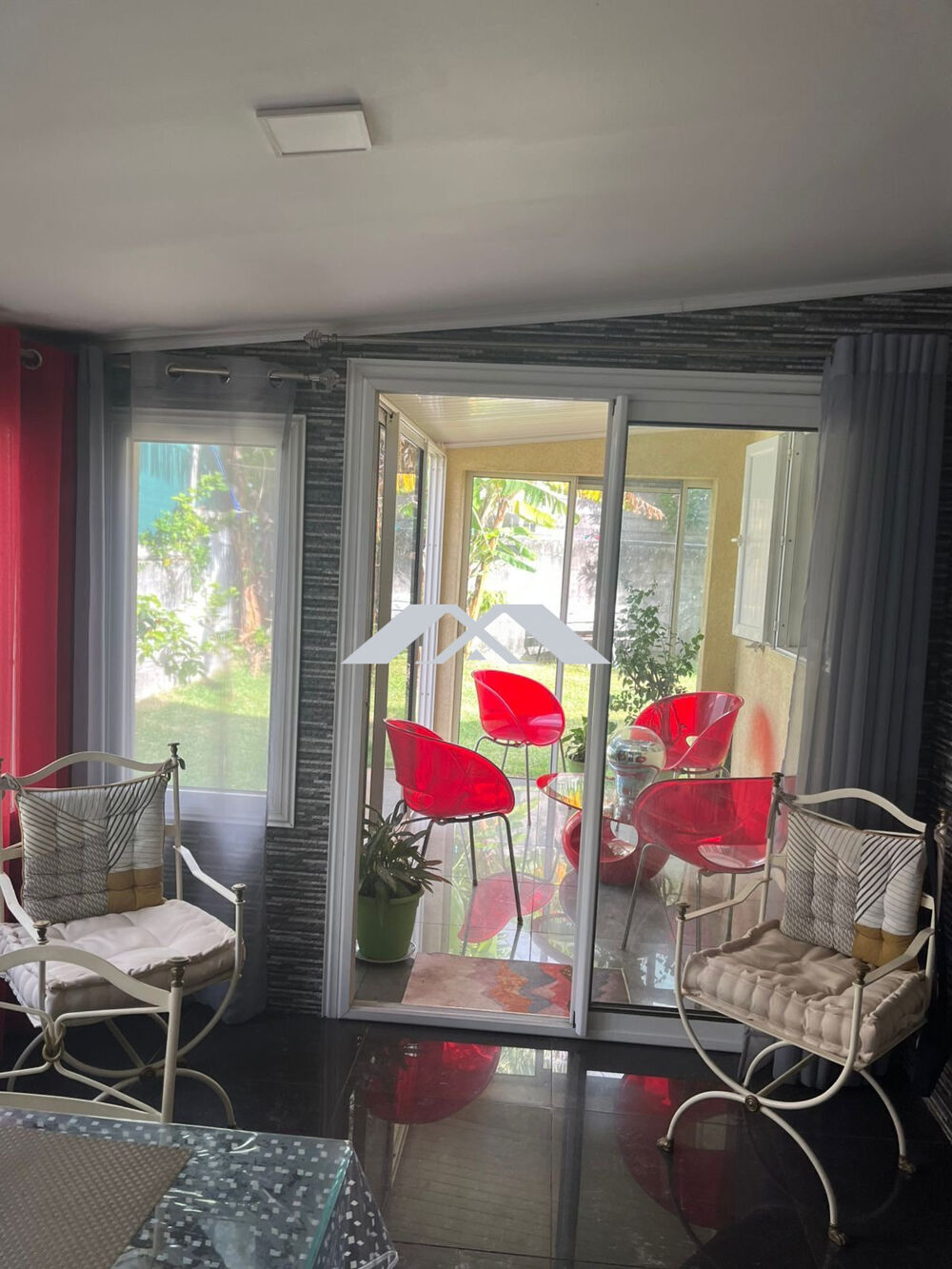 Vente Maison Belle maison F4/5 plus dépendance F2 de plain-pied Saint-joseph