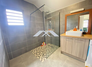  Maison à louer 4 pièces 107 m²