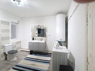  Appartement à louer 4 pièces 118 m²