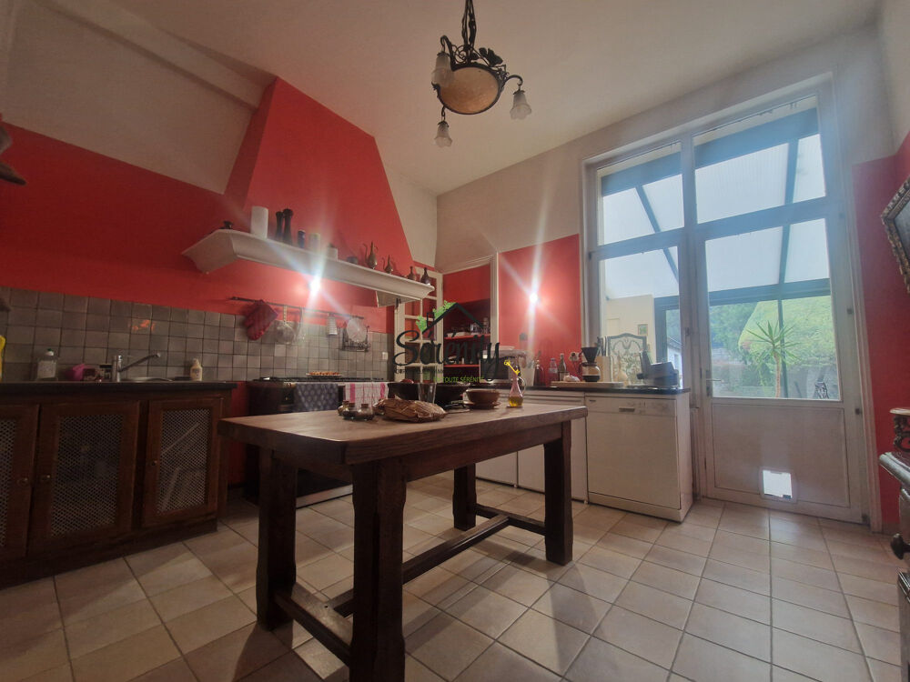 Vente Maison Maison de Maître, 242 m2 Habitables, 4 chambres Cambrai