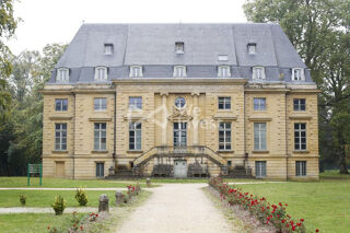 Propri�t�/ch�teau � vendre 15 + pi�ces 4746 m�